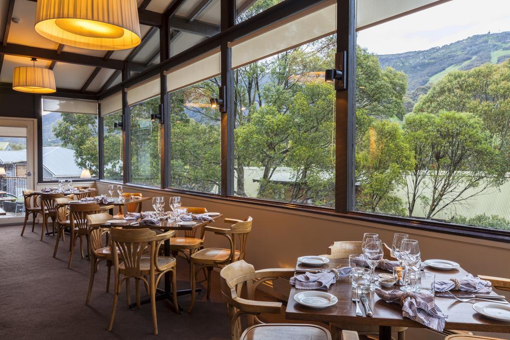 The Denman Hotel In Thredbo Exterior foto