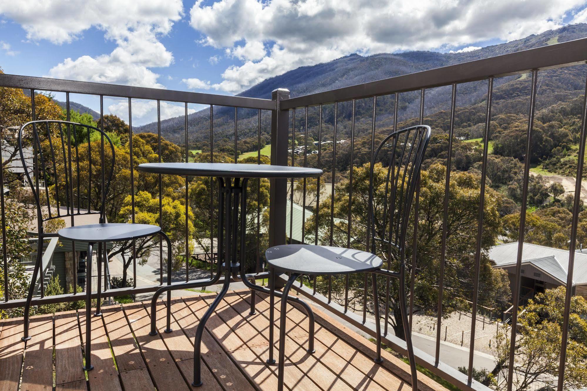 The Denman Hotel In Thredbo Exterior foto