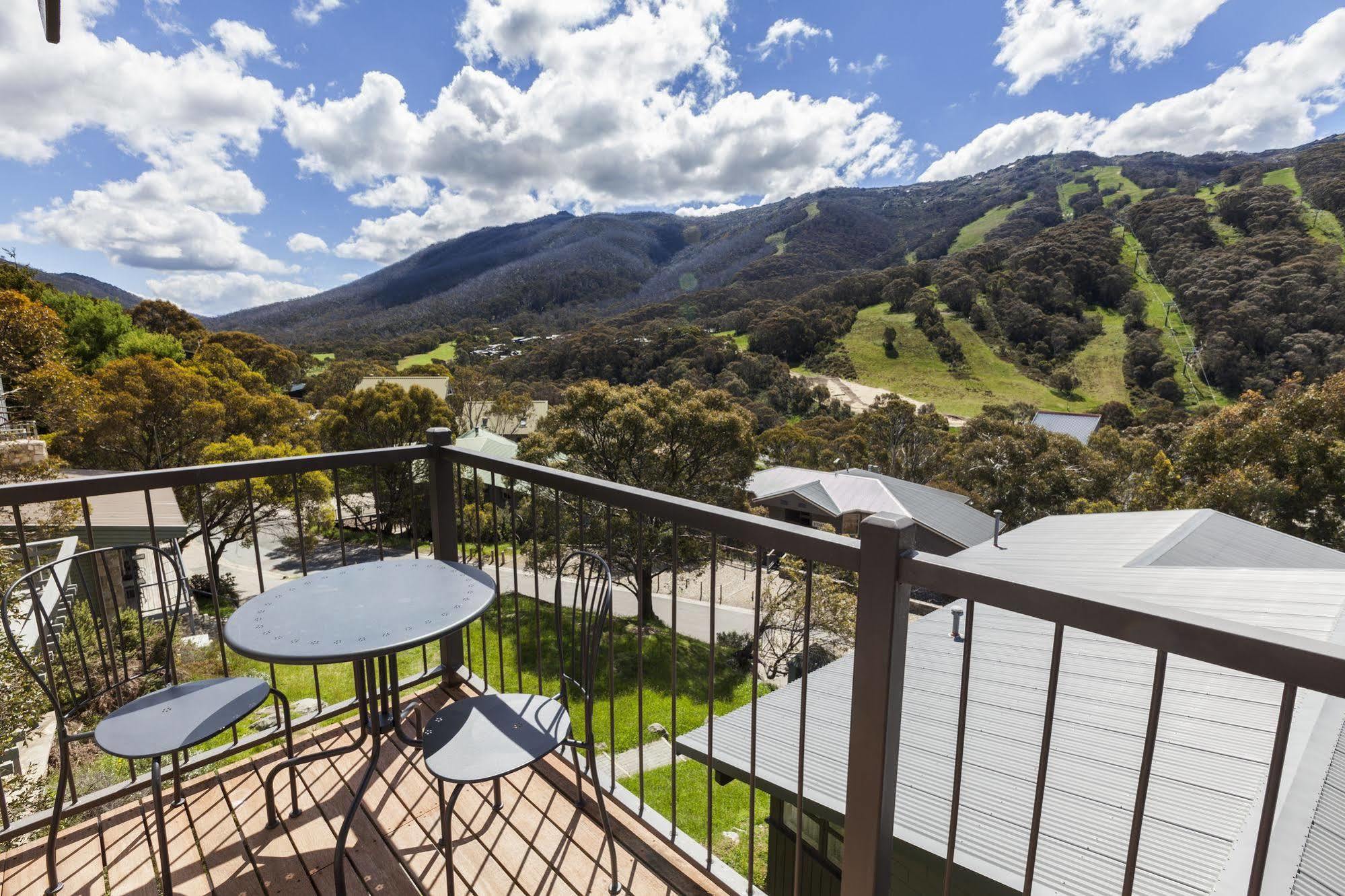 The Denman Hotel In Thredbo Exterior foto